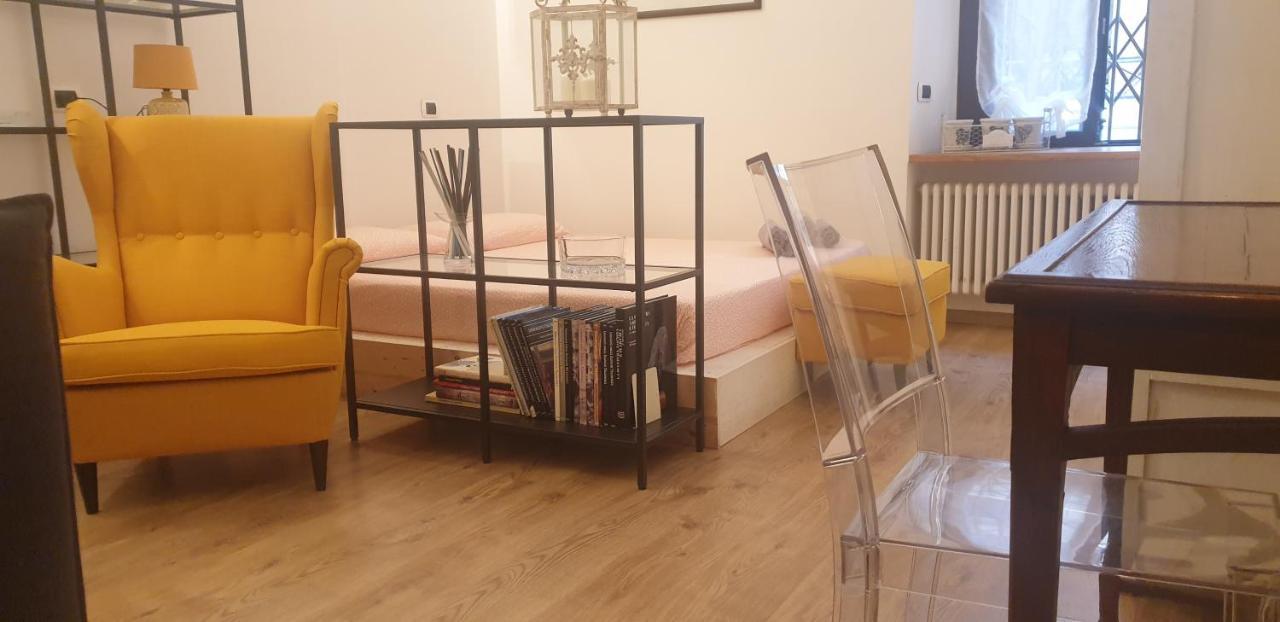 Isola Dal Verme Flat Apartment มิลาน ภายนอก รูปภาพ