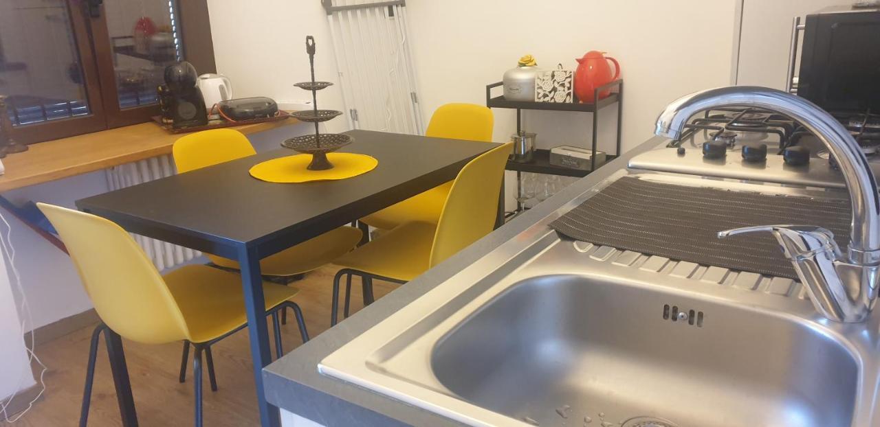 Isola Dal Verme Flat Apartment มิลาน ภายนอก รูปภาพ